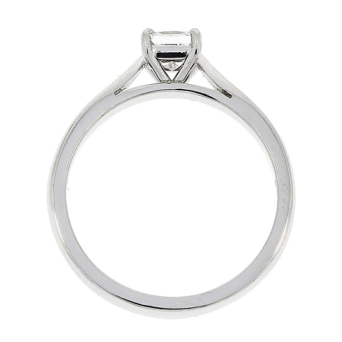 Platinum claw set princess cut Diamond solitaire ring