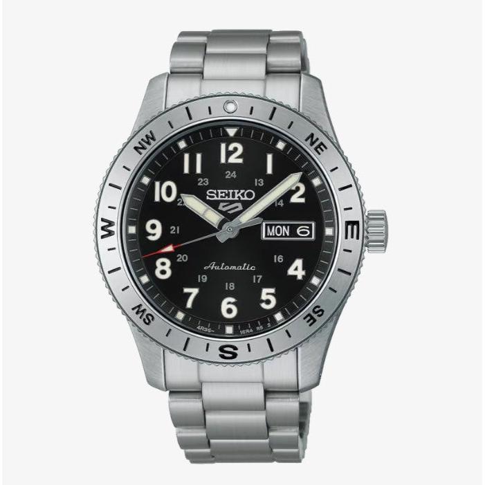 5 Sports Field in Camo Black Automatic Watch. On Stainless Steel Bracelet