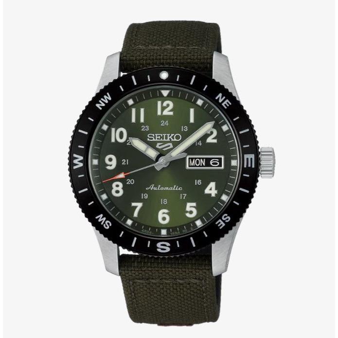 5 Sports Field in Fatigue Green Automatic Watch. On Green Nylon Strap