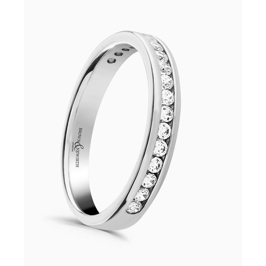 0.30ct Platinum Dia chan set Str Edge het