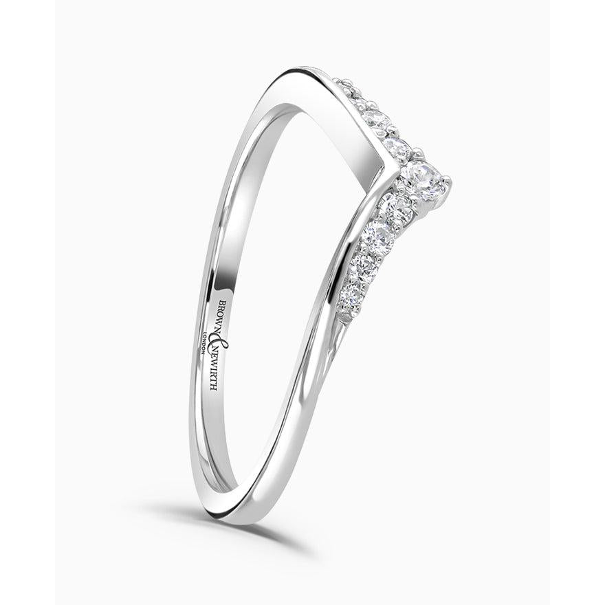 0.12ct Platinum Dia Wishbone het