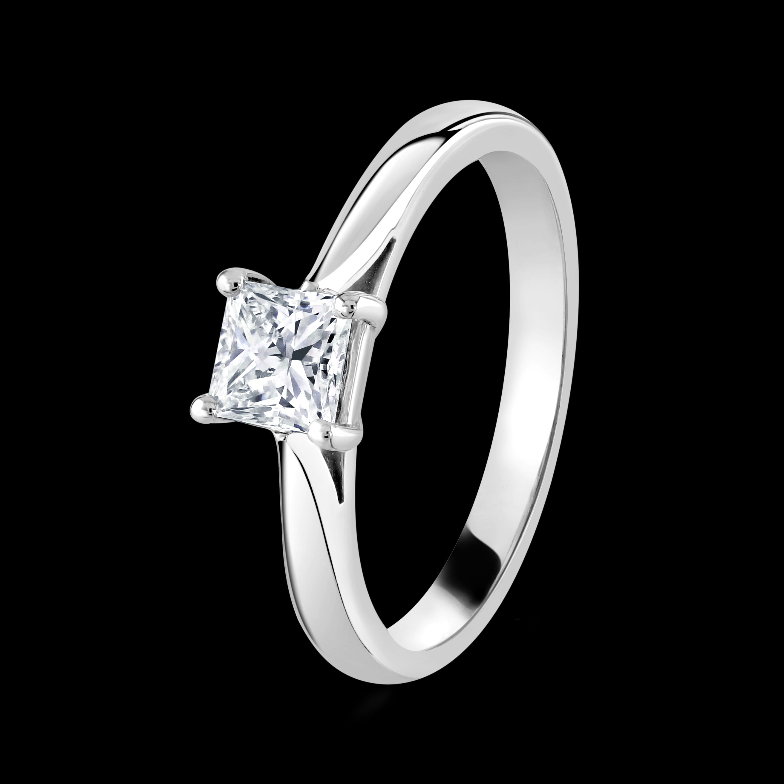 Platinum 4 claw Classic Diamond Ring