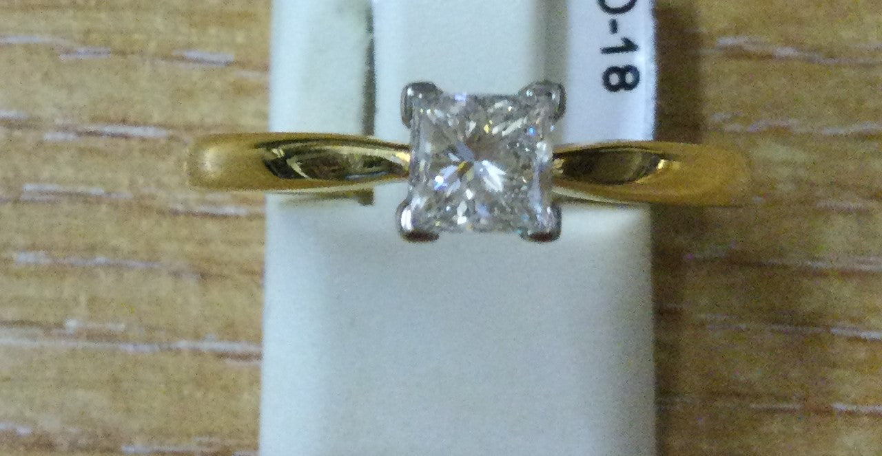 18ct Gold yellow gold claw set princess cut solitaire Diamond ring