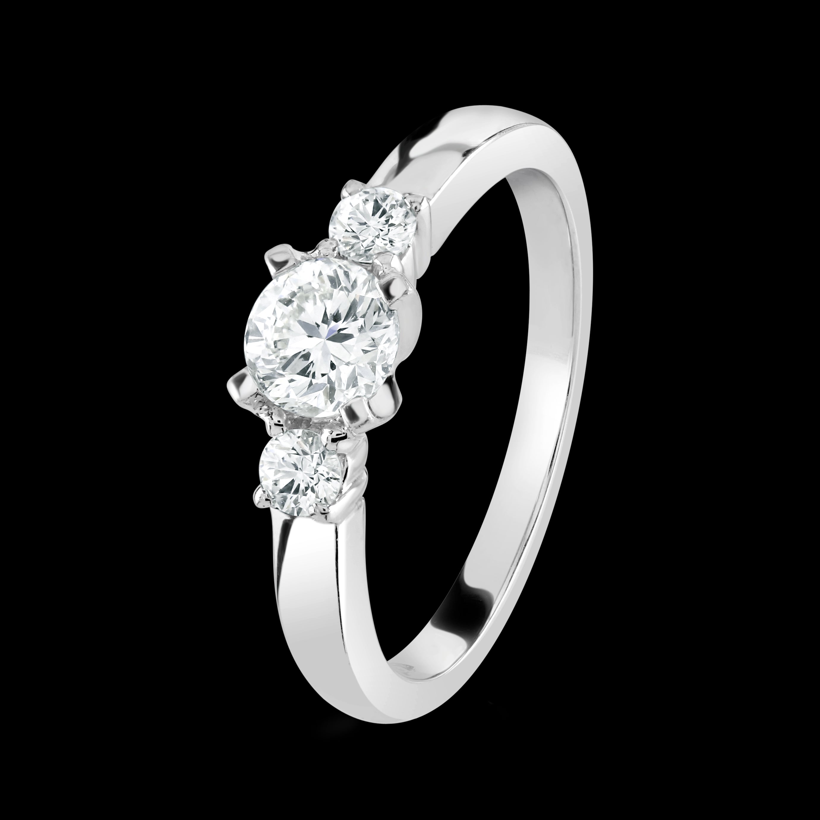 18ct white gold claw set 3 stone Diamond ring