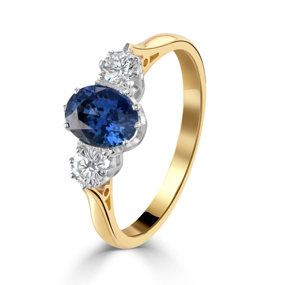 18ct Yellow Gold Oval Cut Sapphire & Round Brilliant Cut Diamond Trilogy Ring