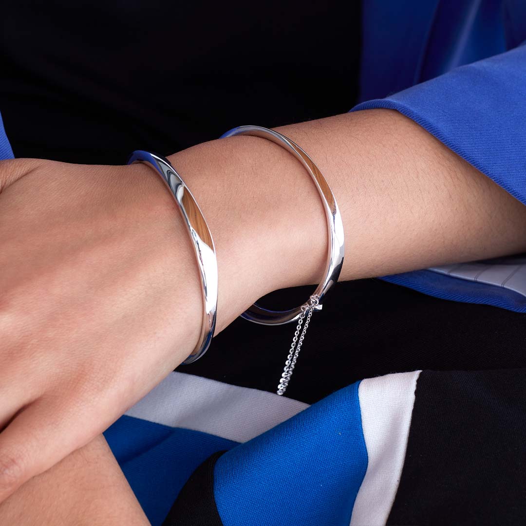 Kit Heath-Silver Bevel Cirque Hinged Bangle-Dipples Jewellers