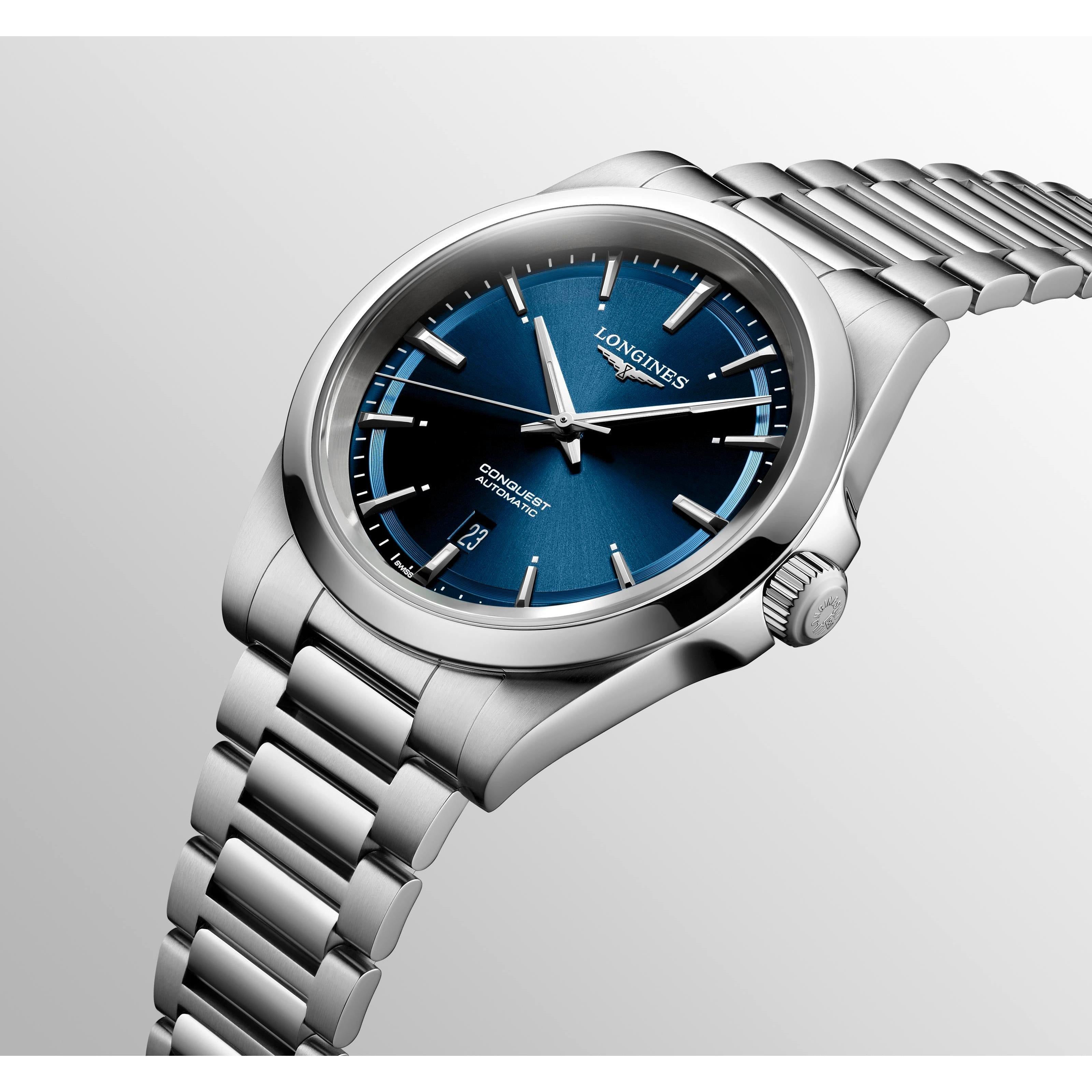 Conquest ss blu dial dte blt auto wtch