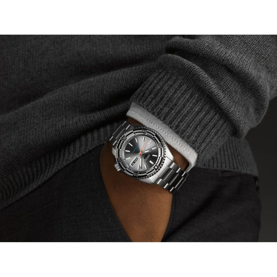 Seiko 5 'New Rally Driver' Special Edition