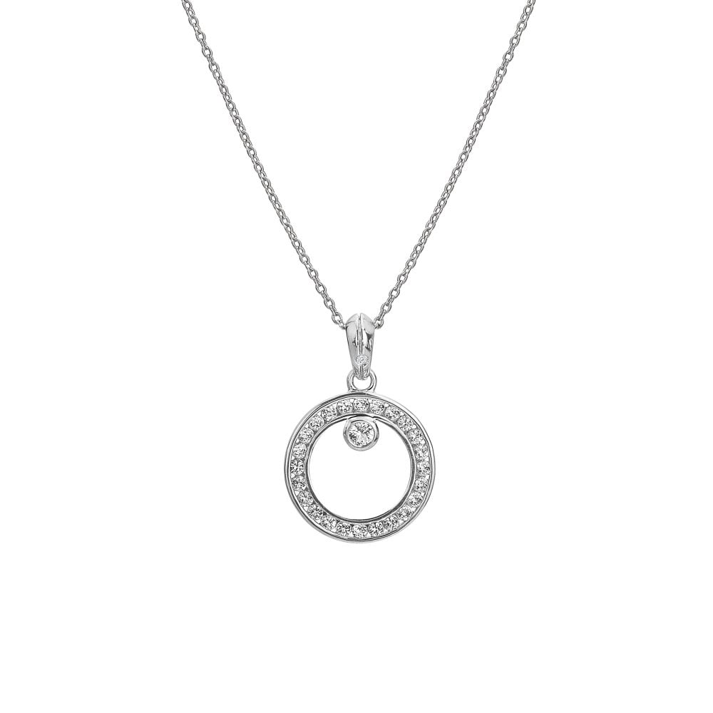 Quest Filigree Circle Pendant & Chain.