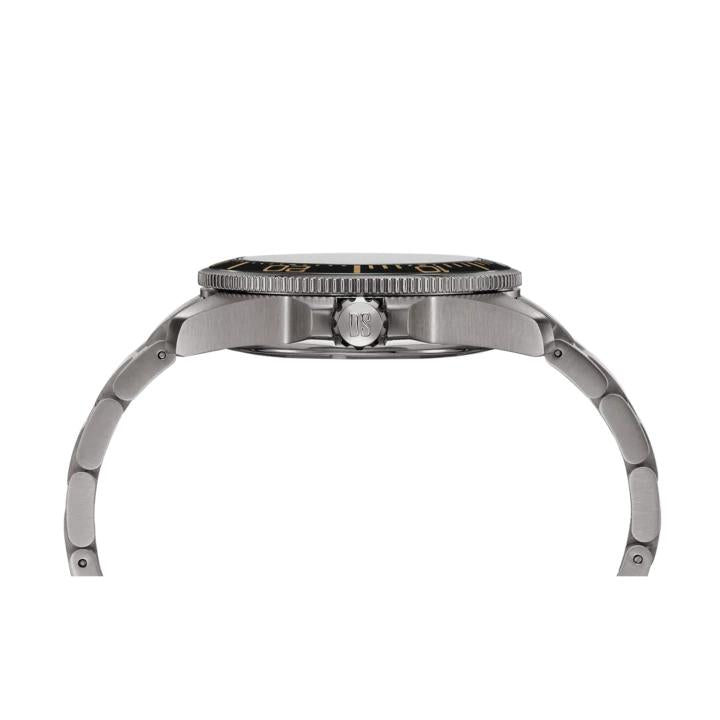 DS Action Ti Blk dail bracelet watch