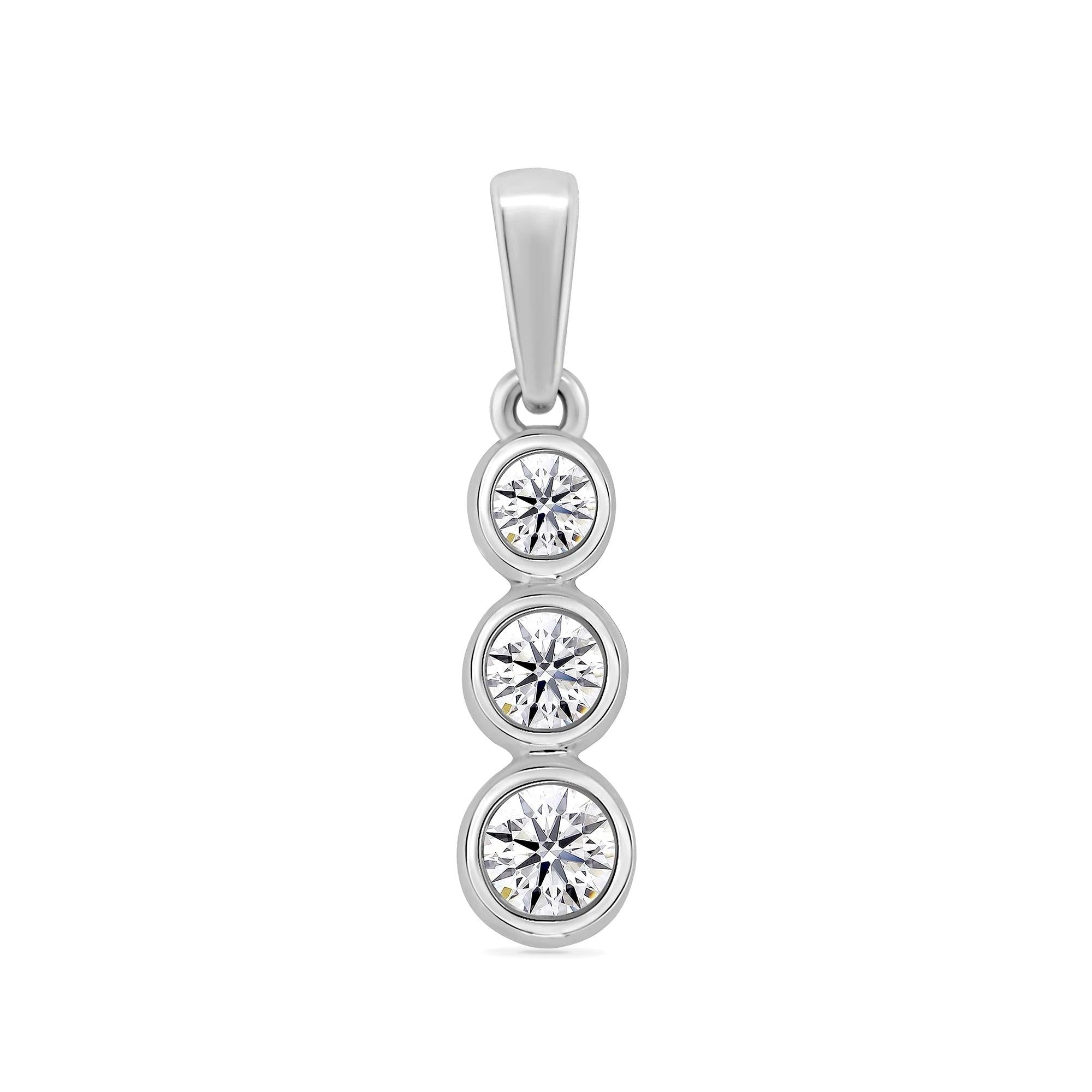 9 carat white gold x3 graduated Diamond pendant