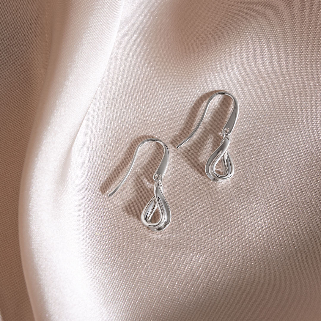 Serenity Loop Dainty Drop e'rings