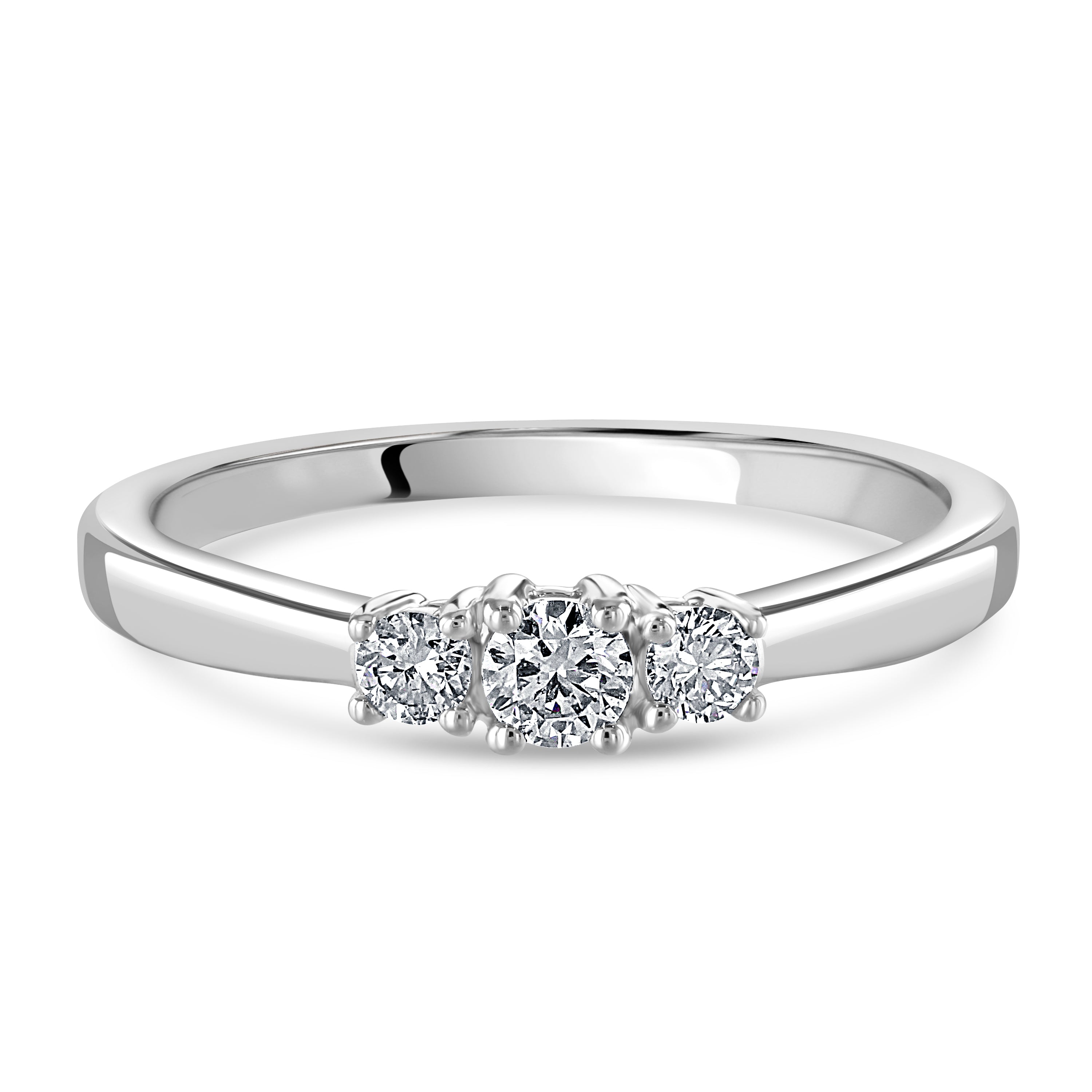18ct White Gold 4-clw b/c dia 3-st ring