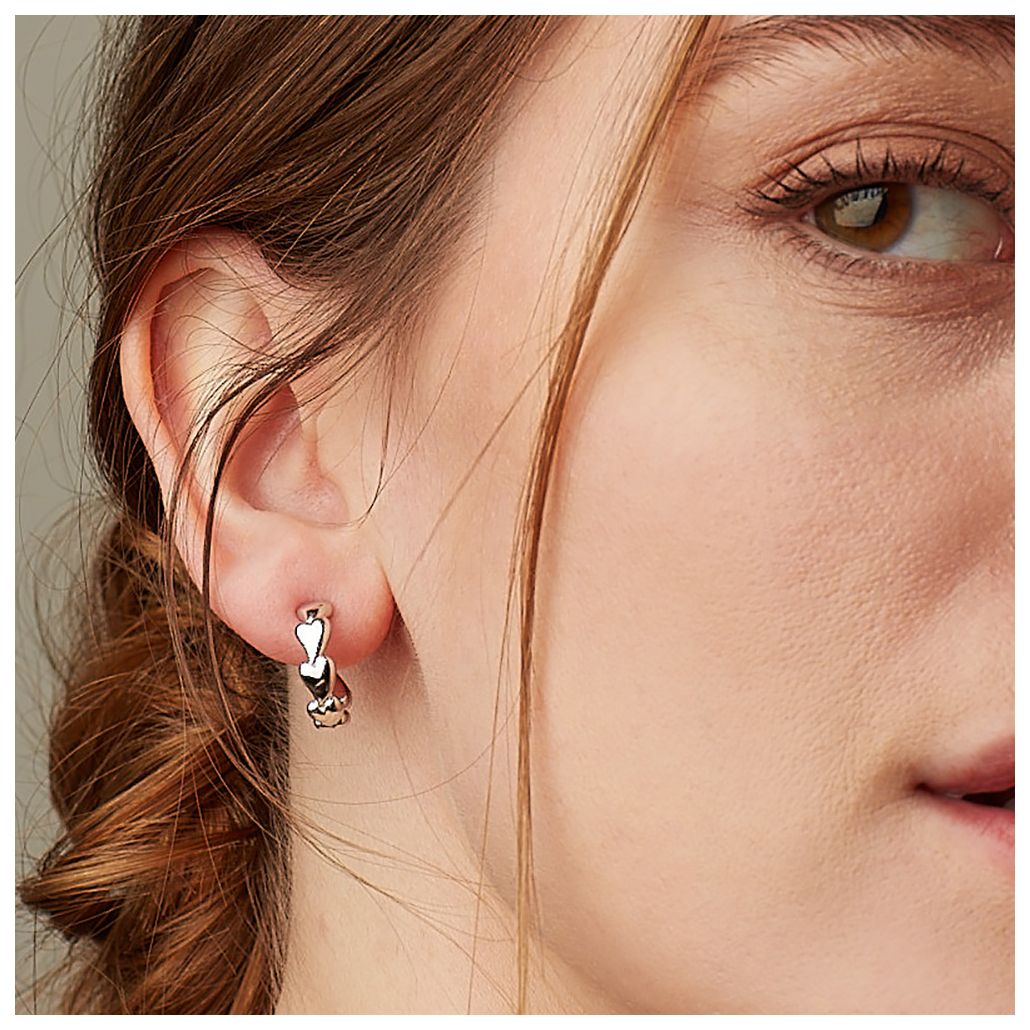 KH Silver Desire Kiss Linking Heart Mini Hoop Errngs