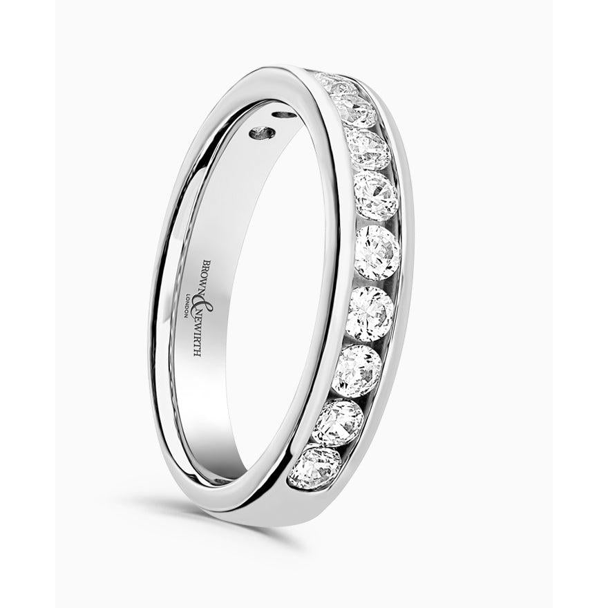 0.75ct Platinum Dia chan set Str Edge het