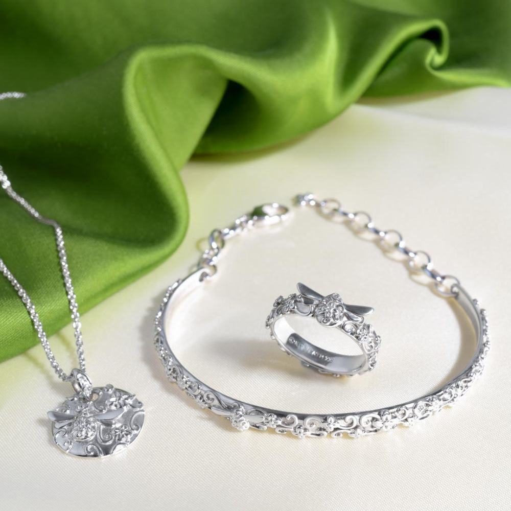 KH Silv Blossom Flyte Honey Bee Ring