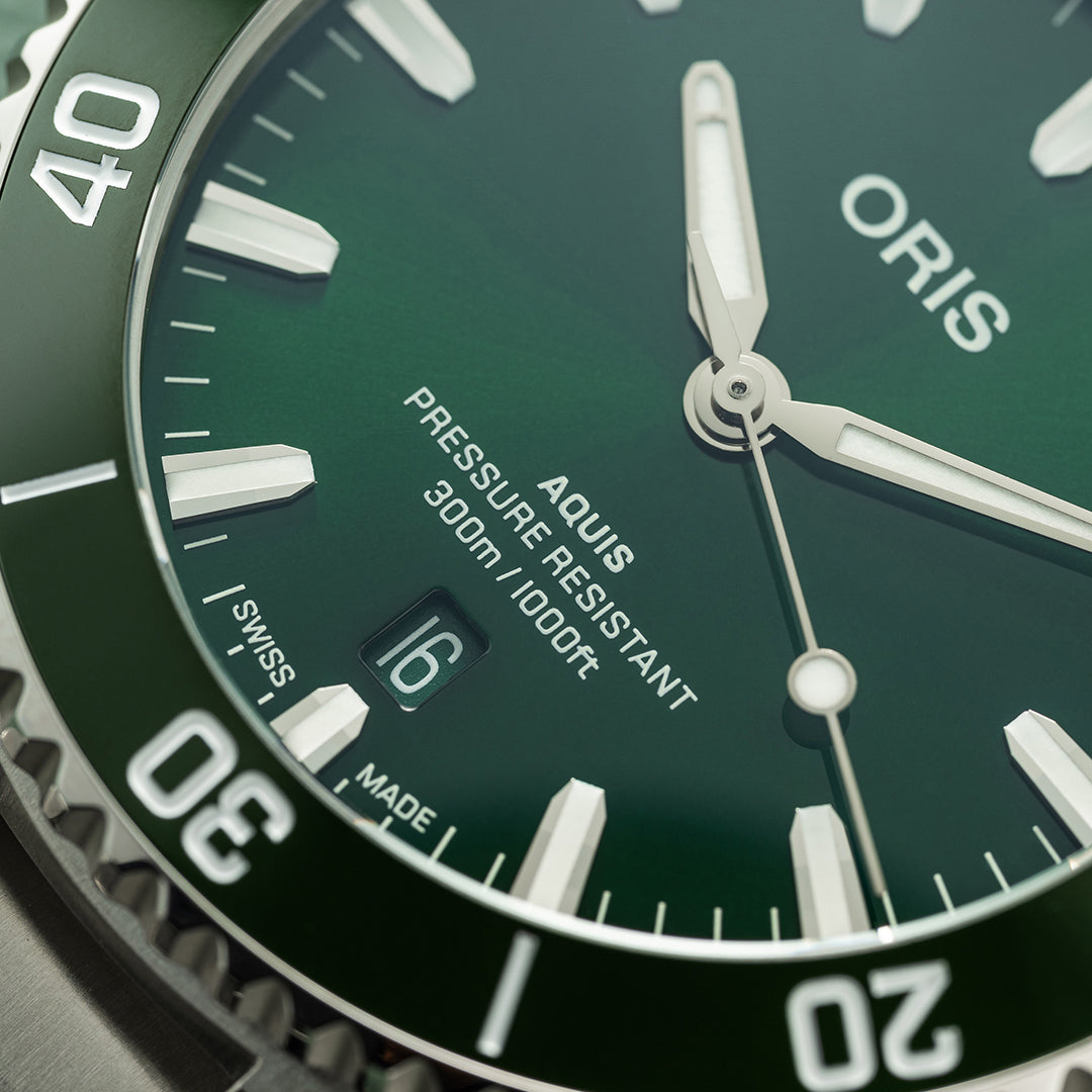 Aquis Date - Green Dial - 41.50mm
