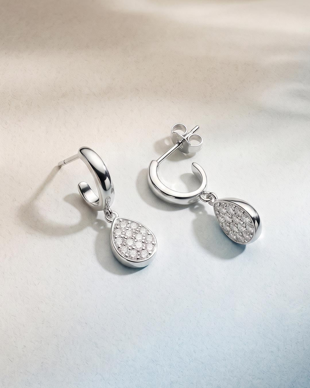 KH Coast Pebble Glisten Pave Semi Hoop