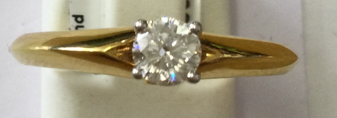 18ct Yellow Gold Cherish/2dia Clw Set