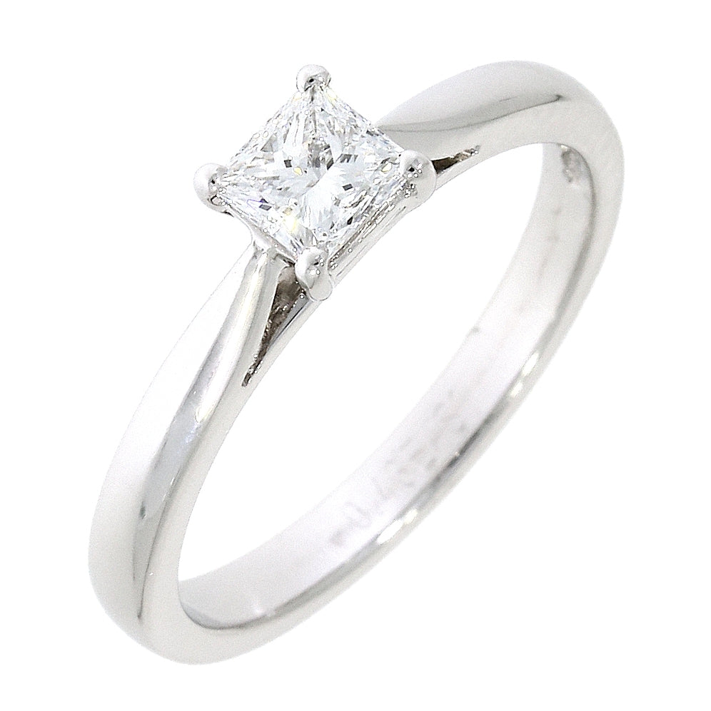 Platinum 4-claw set princess cut Diamond solitaire ring