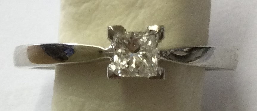 18ct White Gold Pc-Dia 4clw