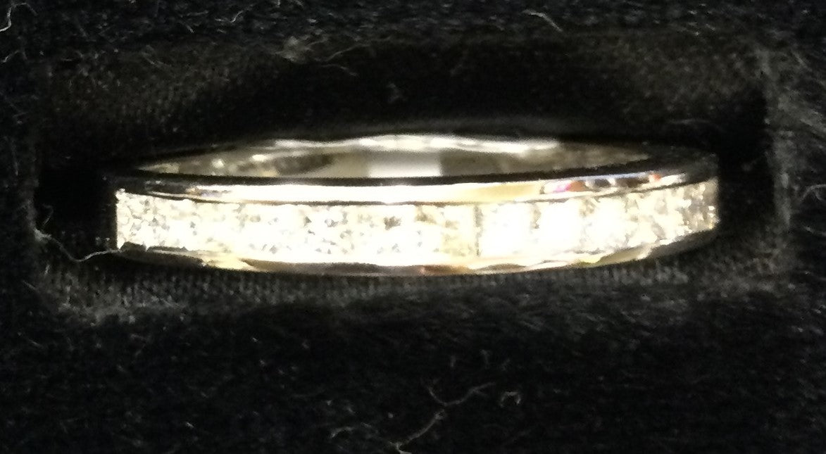 18ct White Gold Princess Cut Diam Cha