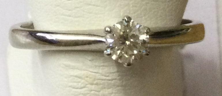 18ct White Gold 1di-6clw
