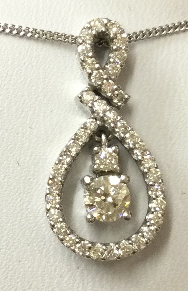 18ct White Gold Fig 8 Dia Pend