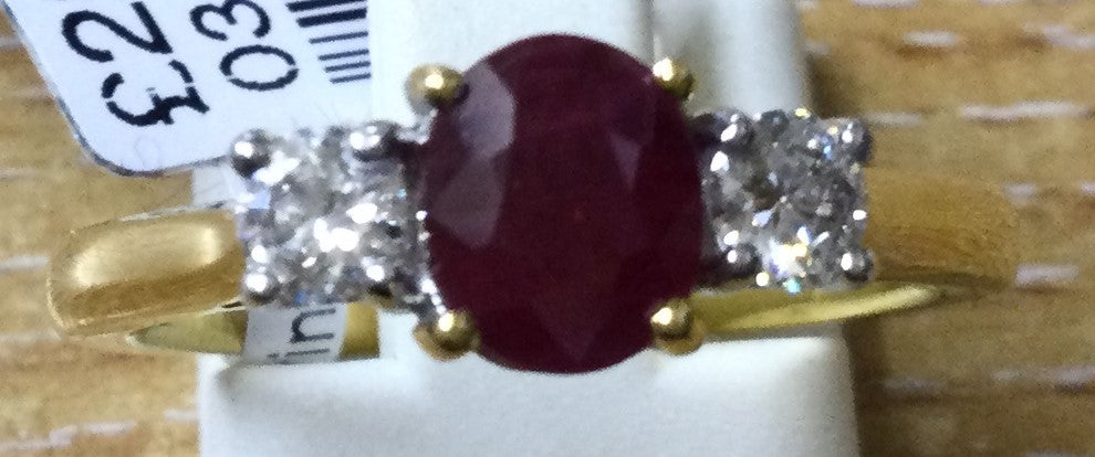 18yw Ovl Ruby & Diam Ring
