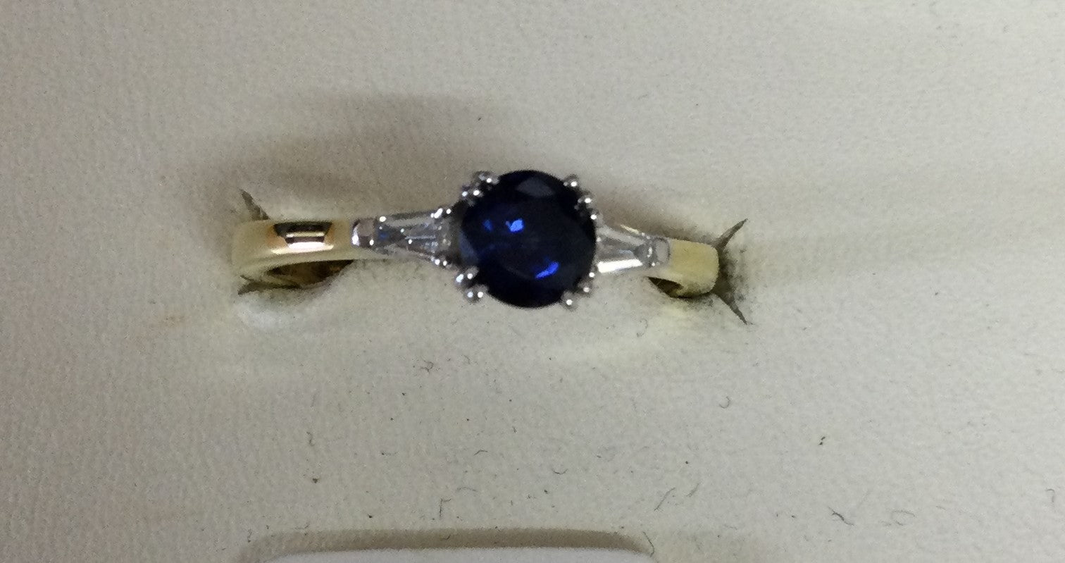 18k Rnd Sap/2taper Dia