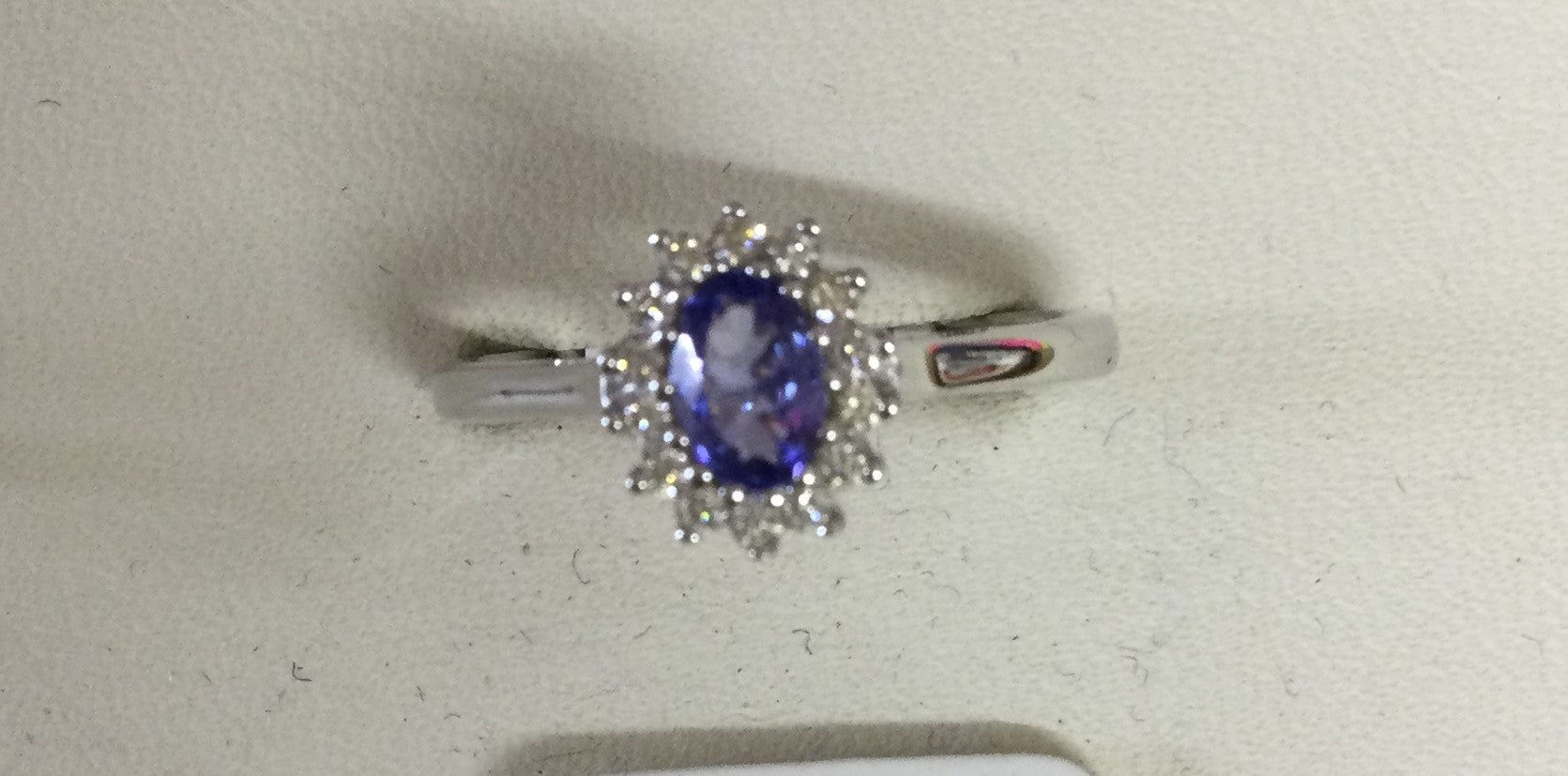 9ct white gold Tanzanite & Diamond Cluster ring