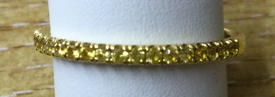 18ct Yellow Gold Y.Sap 1/2et Stack Rin