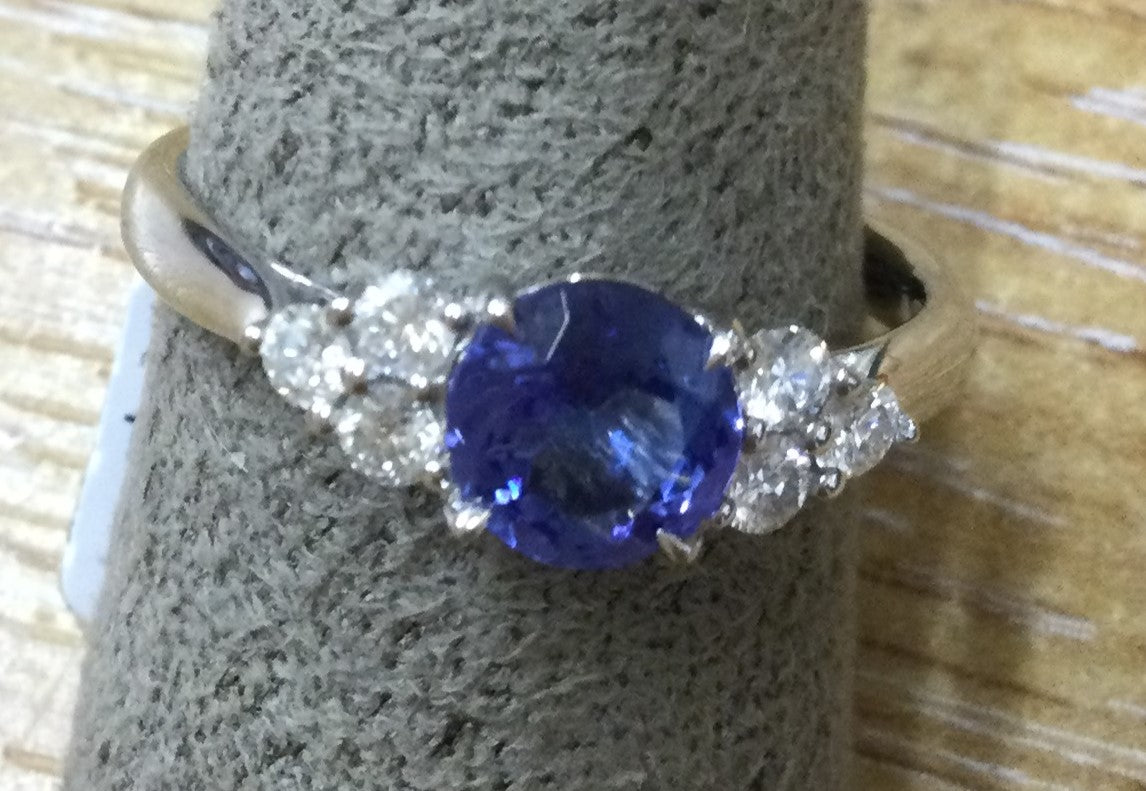 18ct White Gold Rnd Tanz/Tref Dia