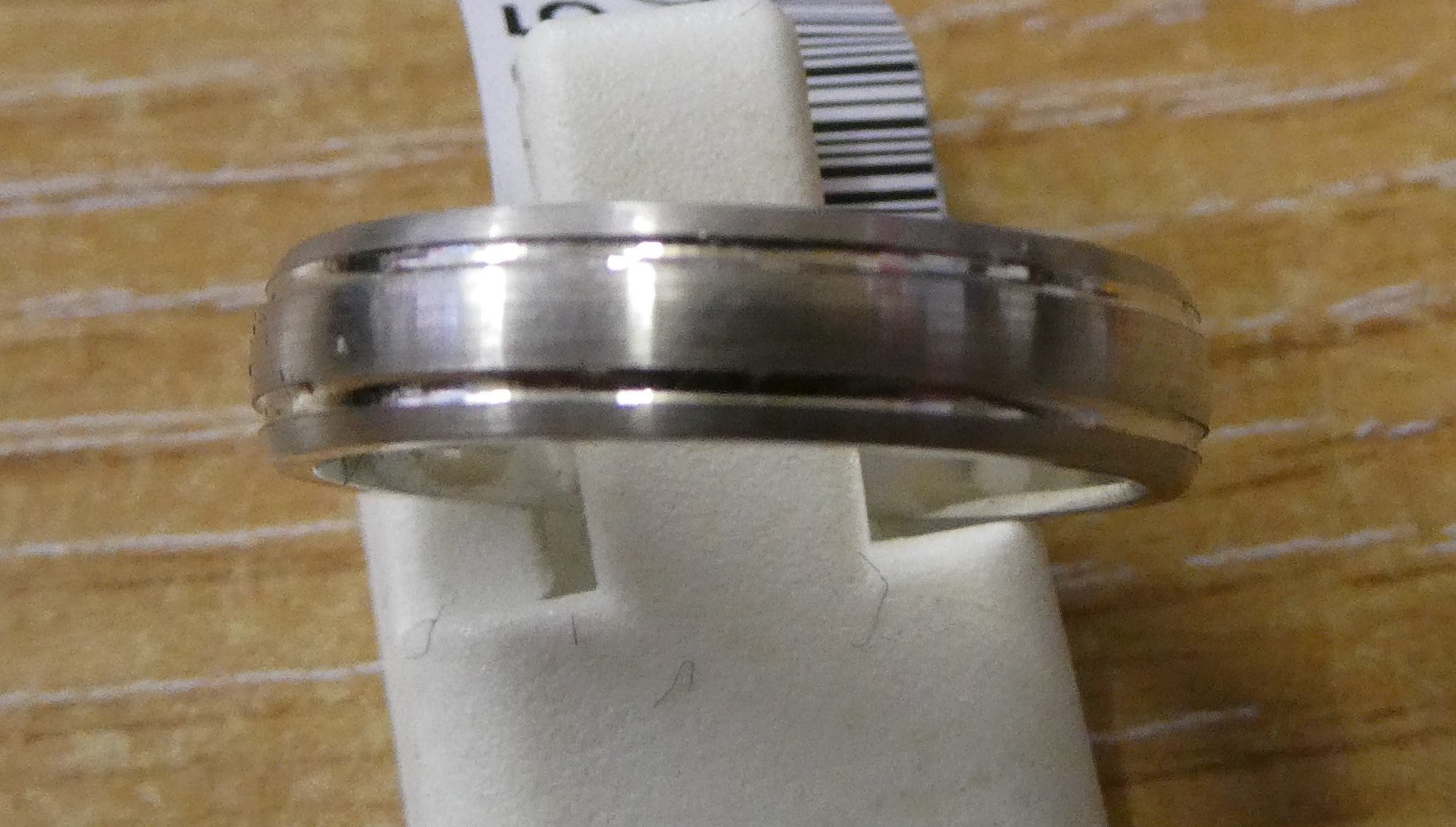 18ct White Gold D/C Court 4mm       L
