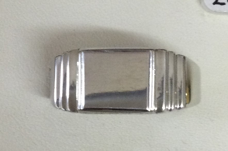 9ct White Gold D/C 3bar Groove Shld