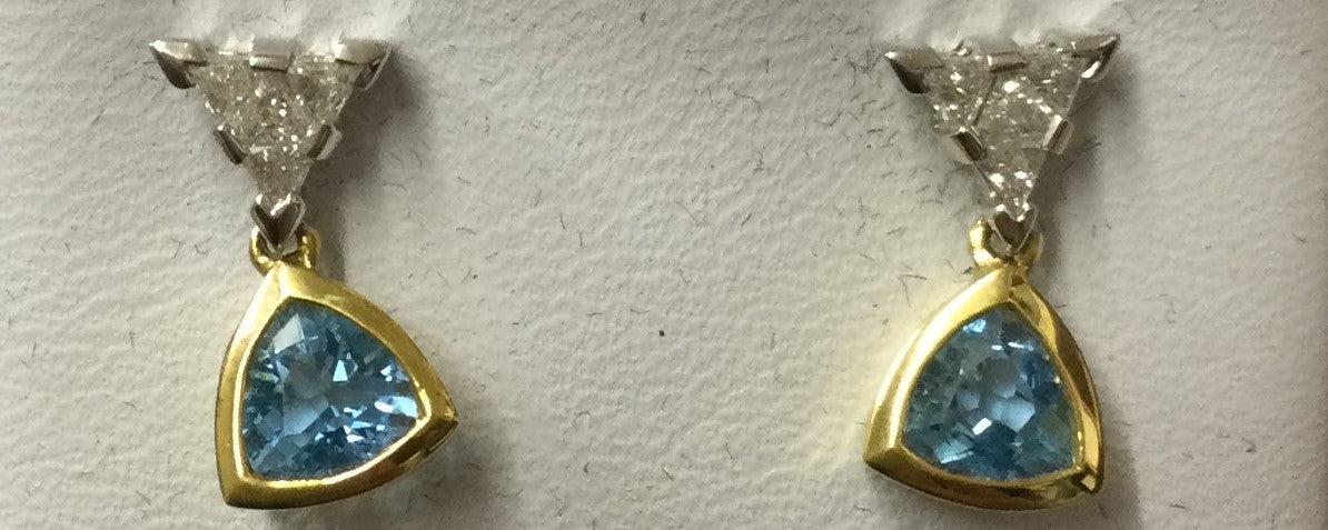 18ct Gold B.Topaz Earrings