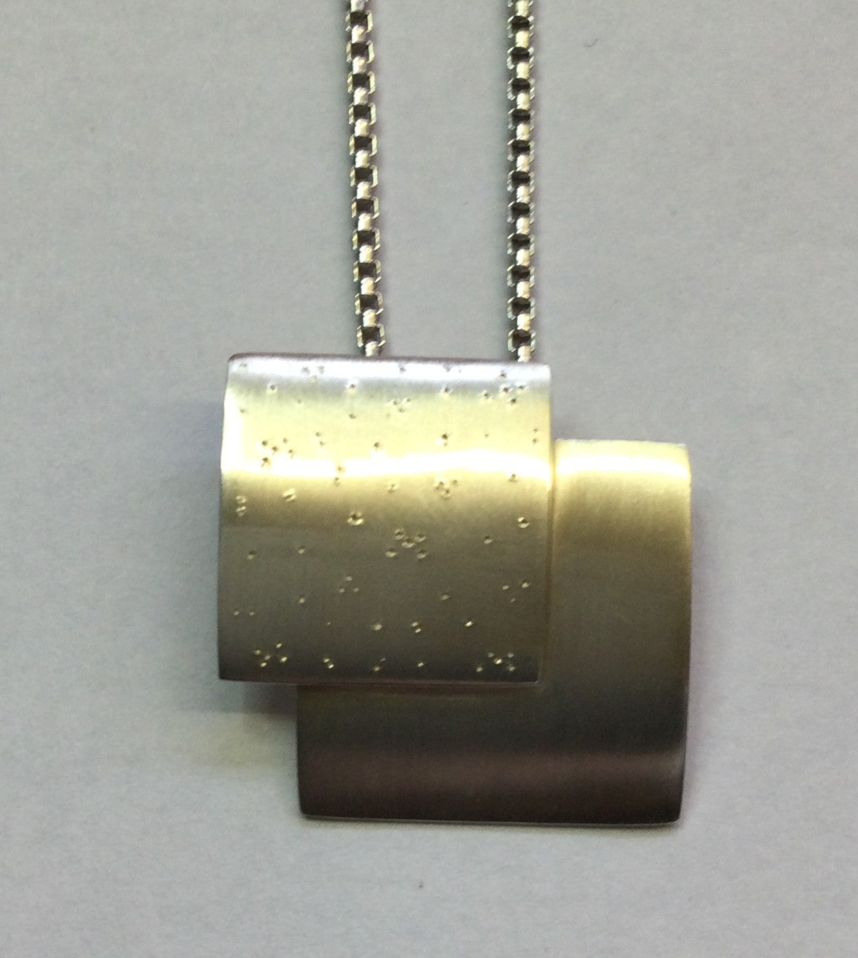Sil-2square-Dia Dust-N Ch