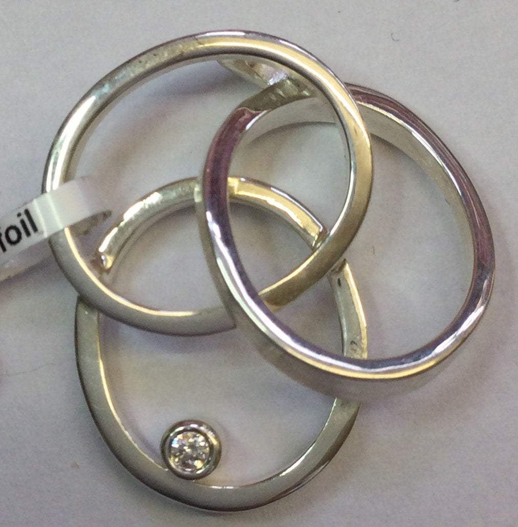 Silver 1di-Satin-Opn Trefoil