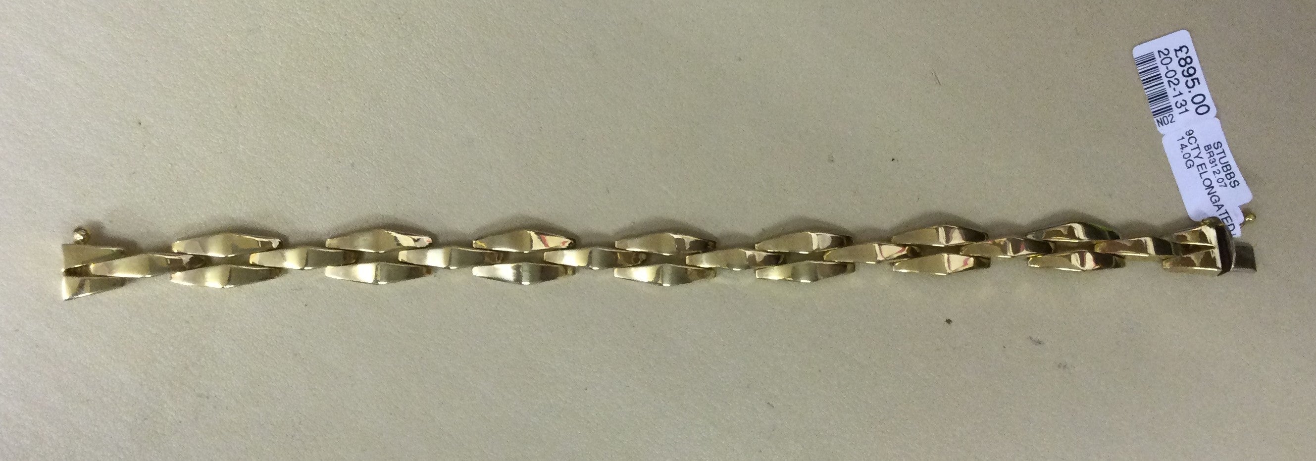 9ct Yellow Gold Elongated Link Blt