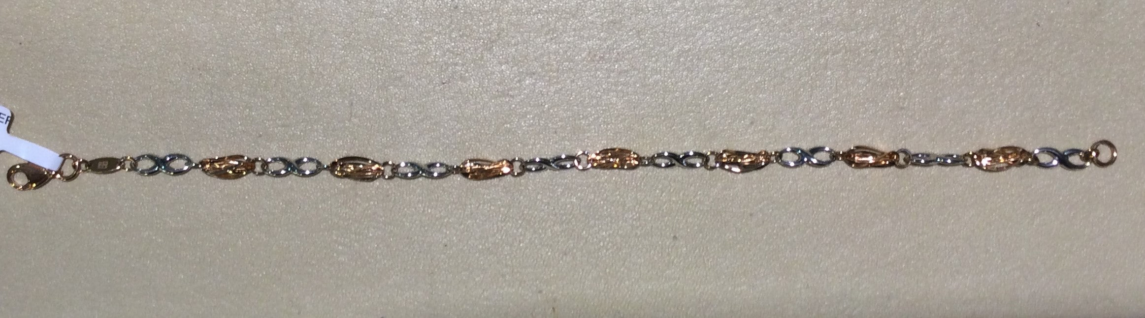9ct white and rose gold Twist & Fig 8