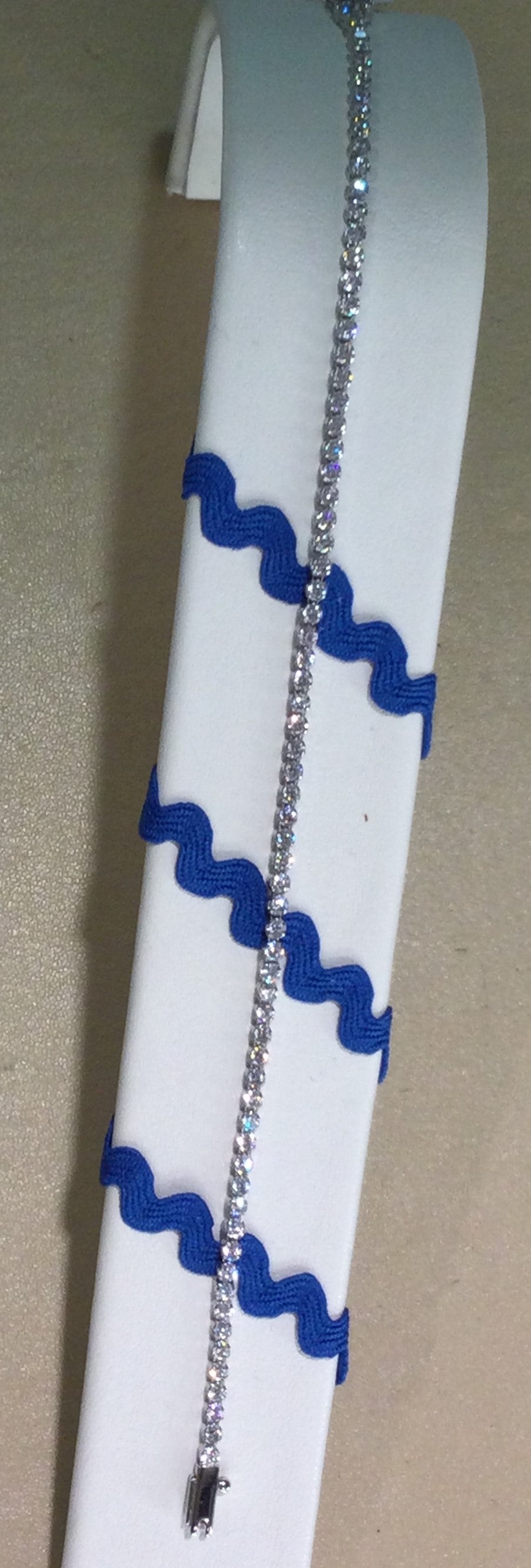9ct White Gold Cz Tennis Brac
