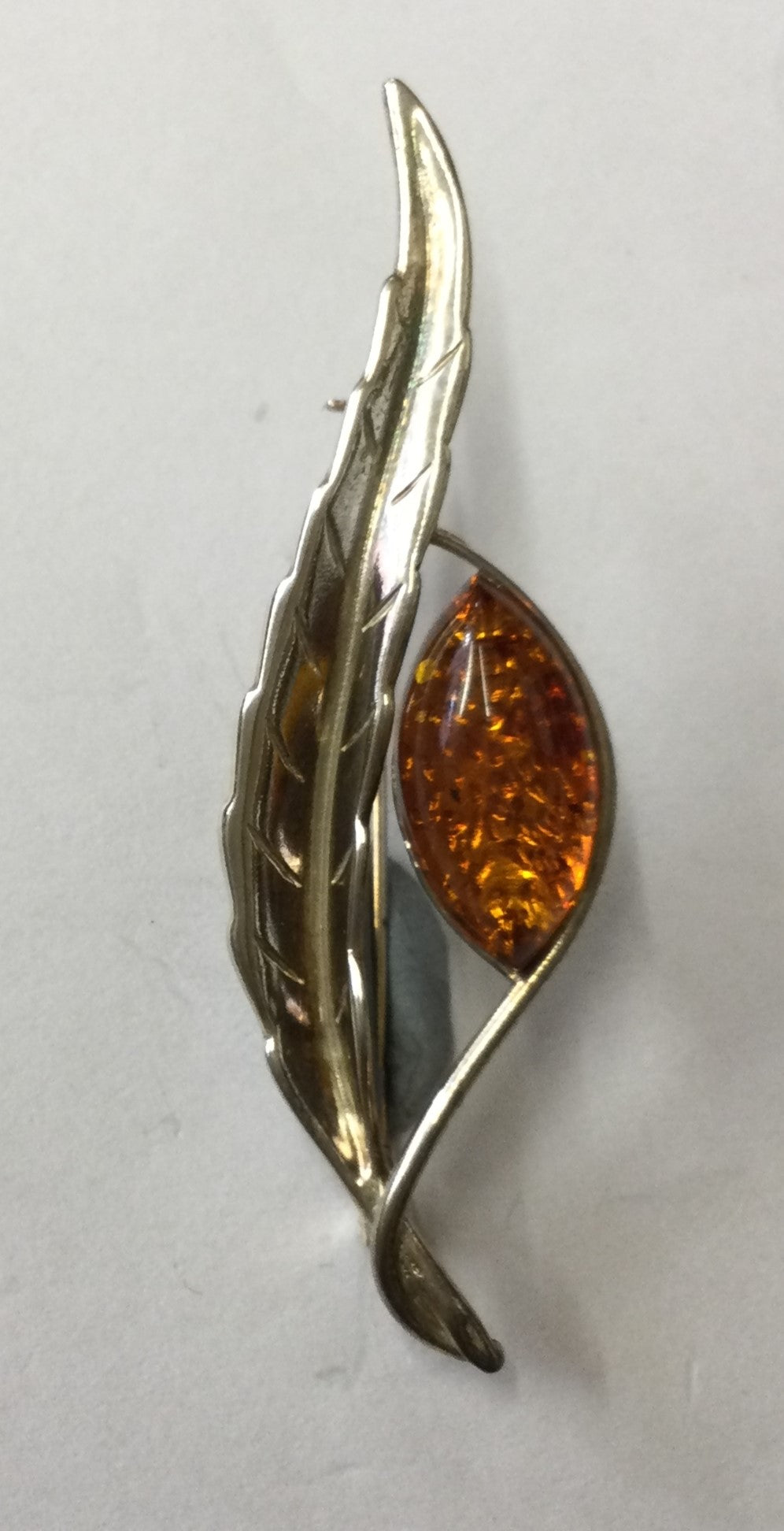 Silver Amb Mrq Leaf Brooch