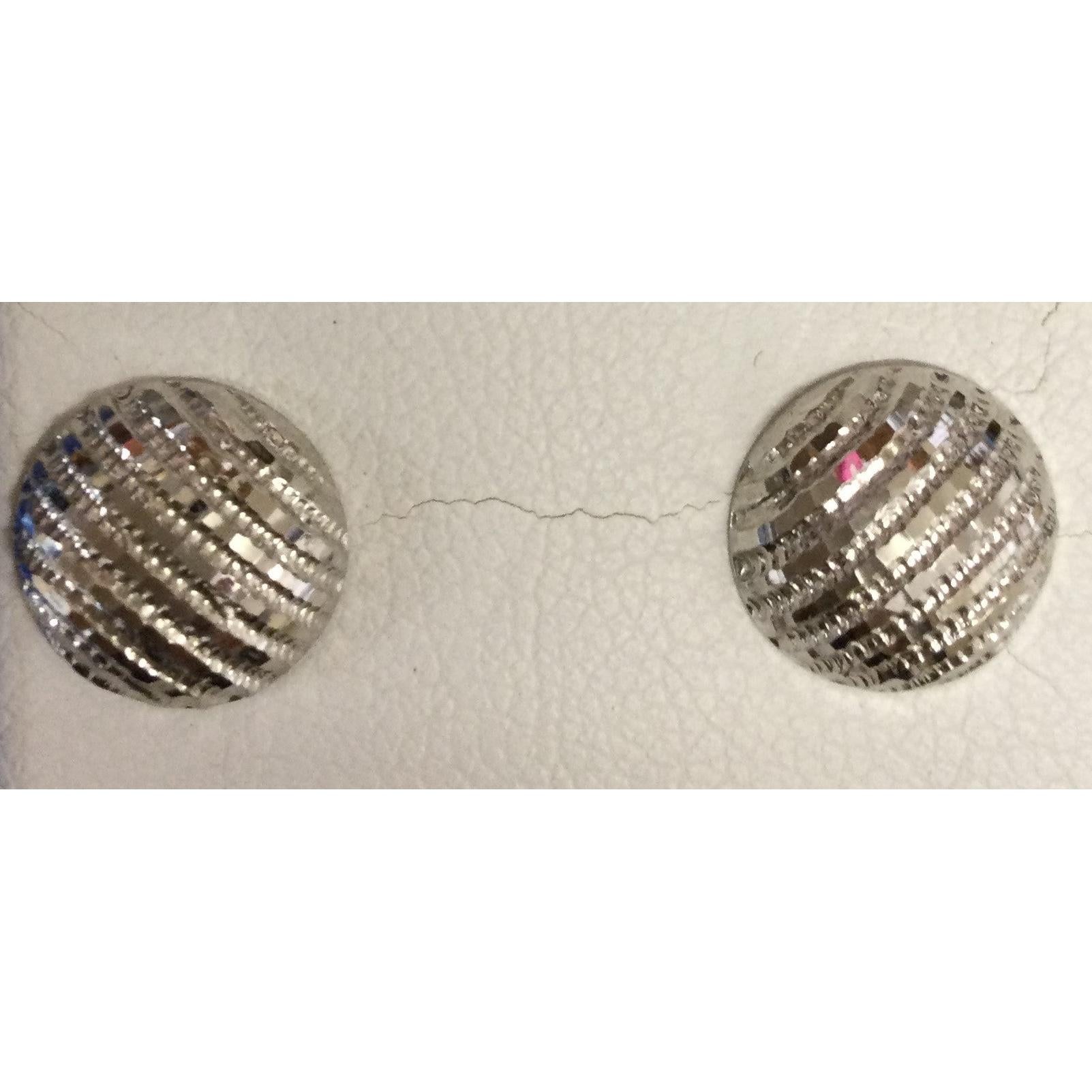 9ct White Gold Stripey Stud