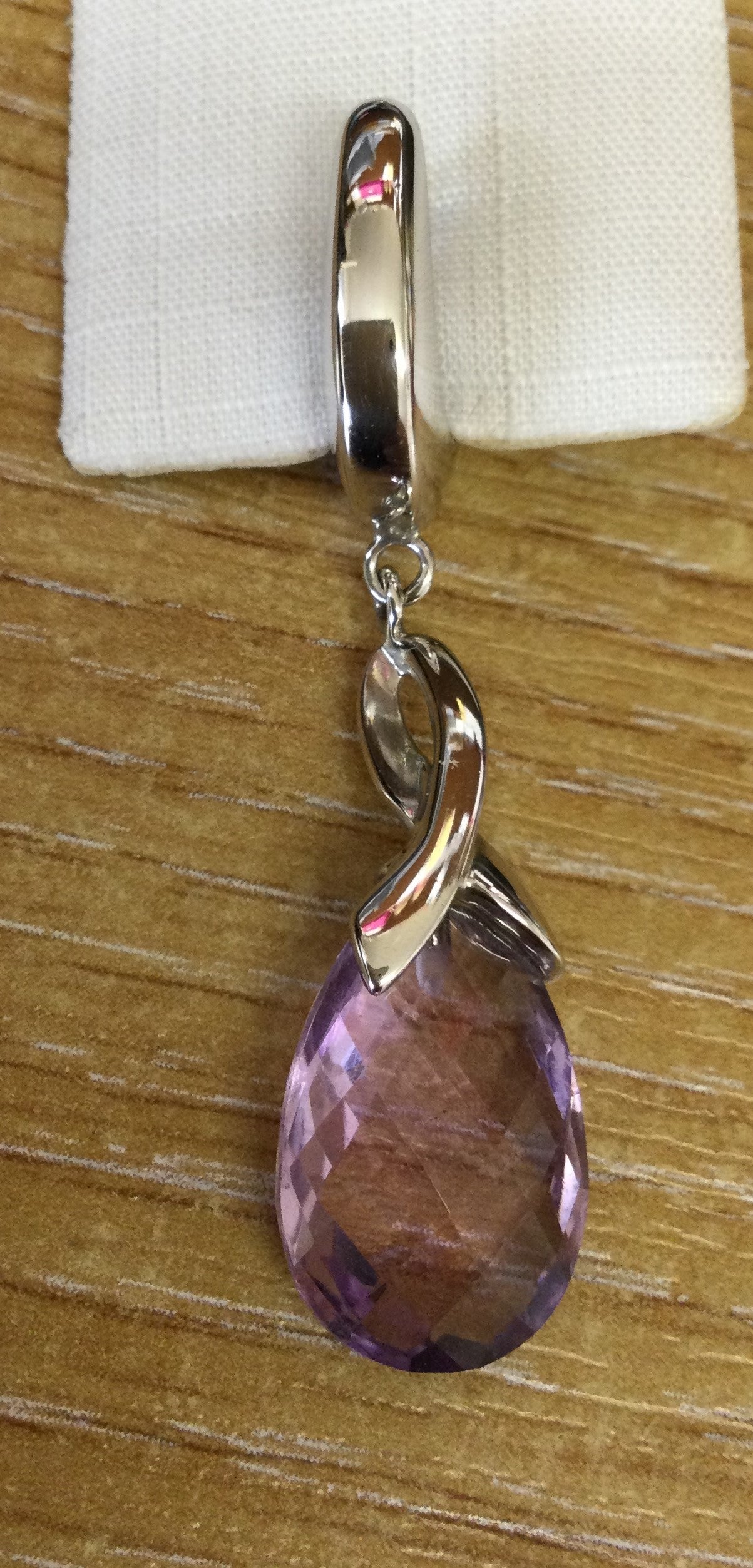 9ct White Gold Ameth Drop