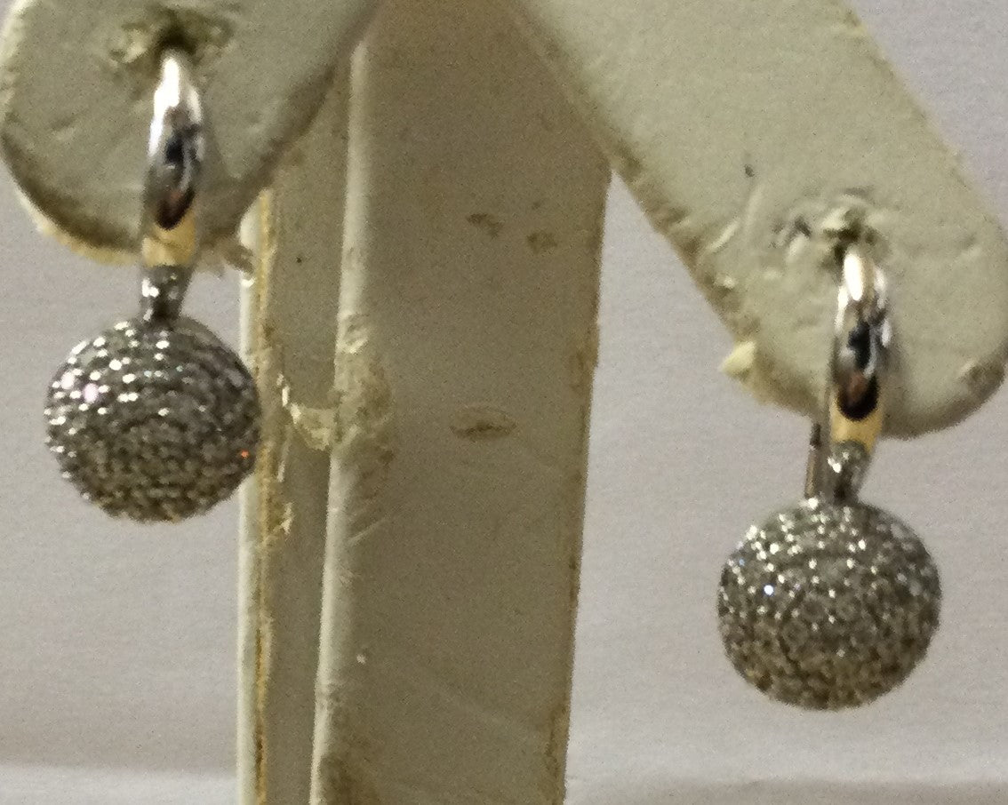 18ct White Gold Dia Encr Rnd Drp