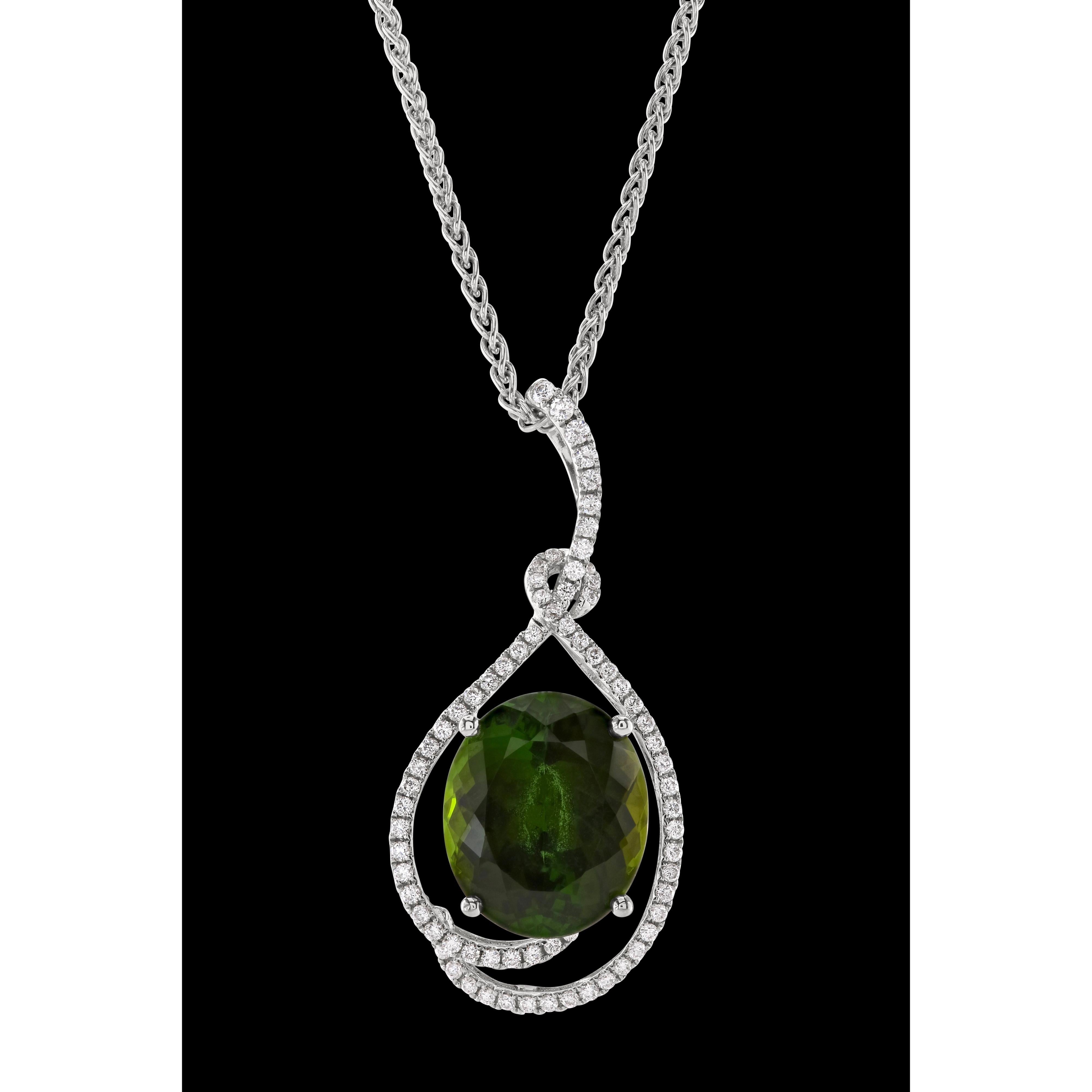 18ct White Gold Oval Cut Green Tourmaline & Diamond Pendant & Chain