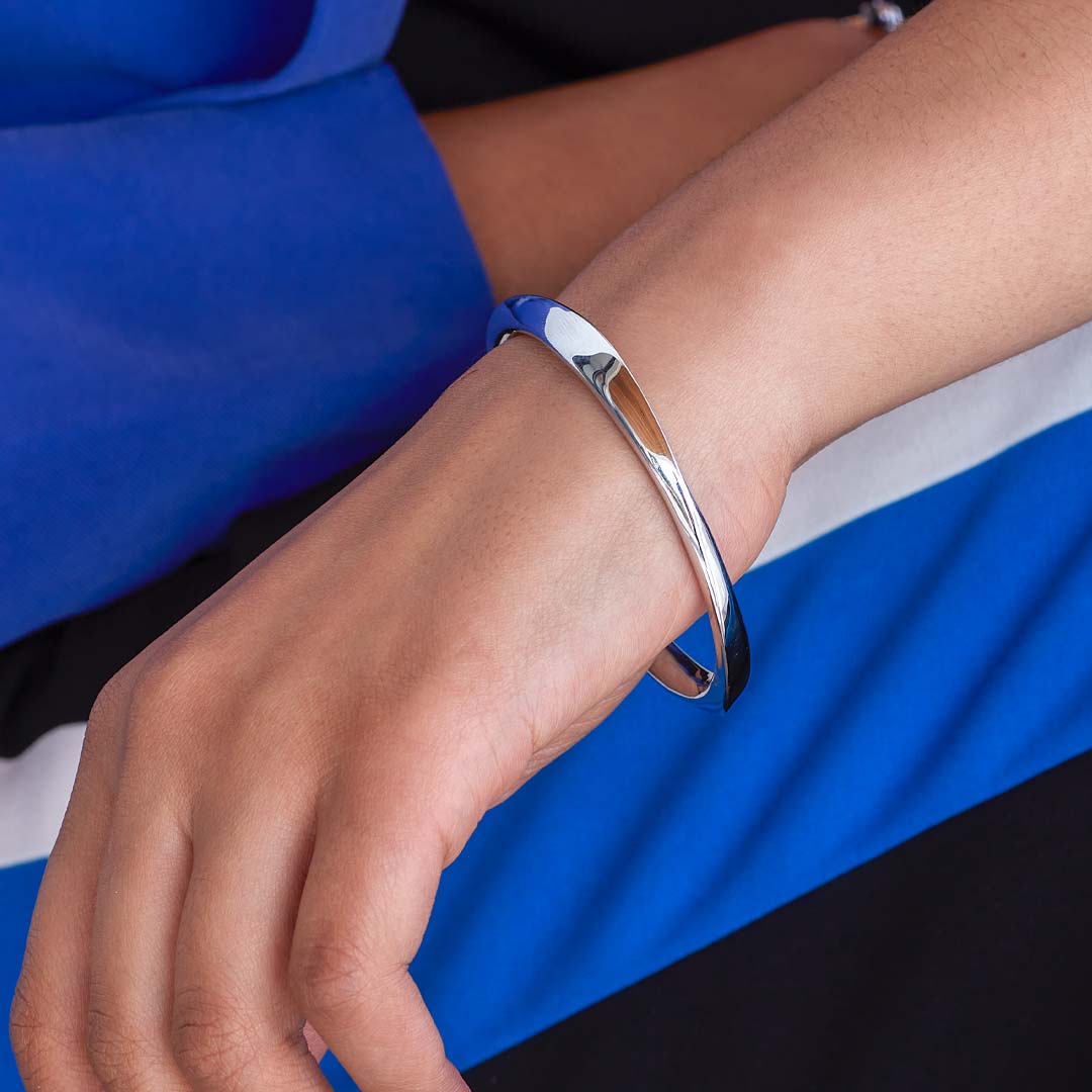 Kit Heath-Silver Bevel Cirque Bangle-Dipples Jewellers