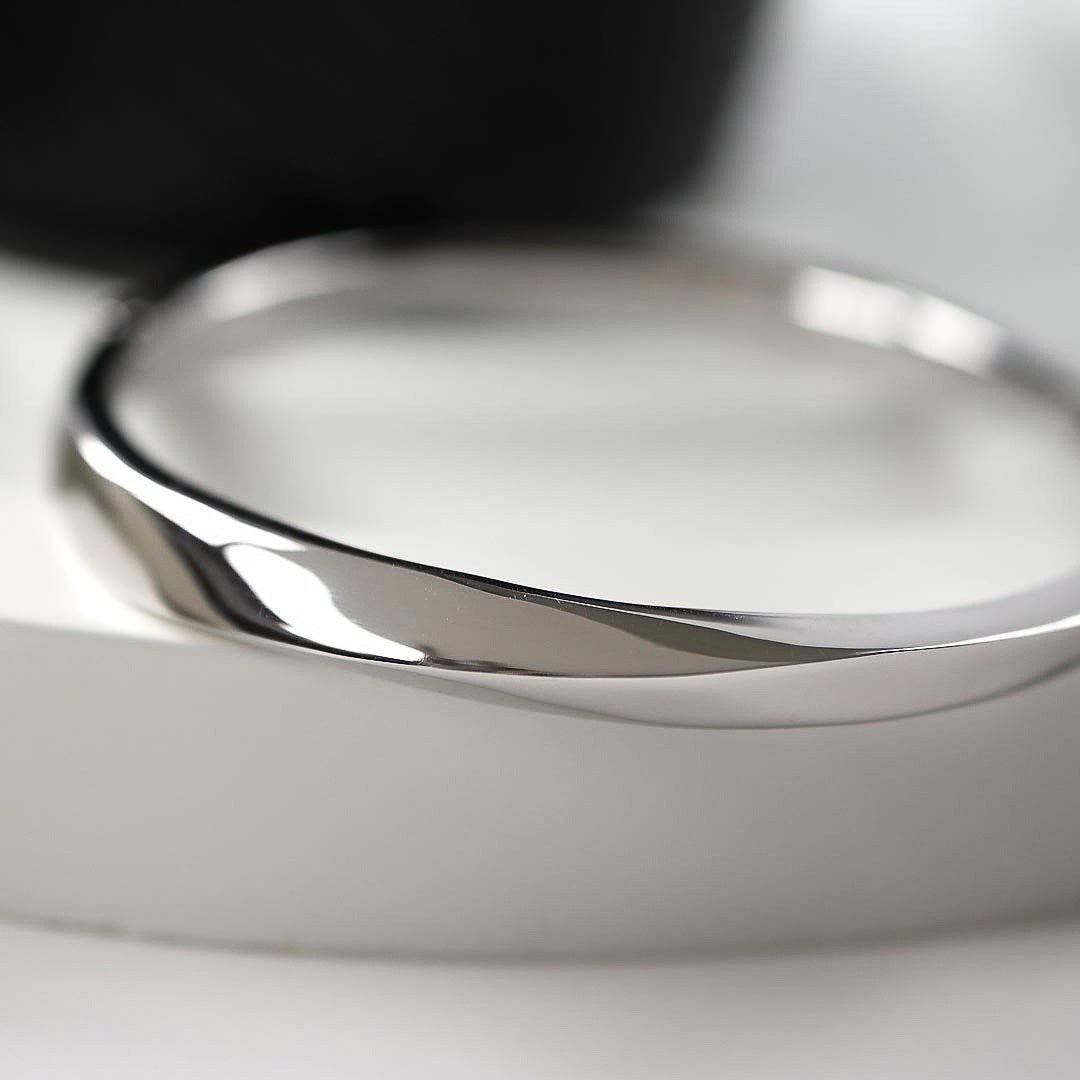 Kit Heath-Silver Bevel Cirque Hinged Bangle-Dipples Jewellers